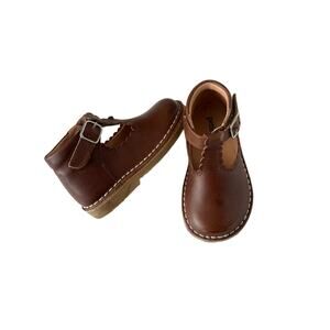 Petit Nord T-Bar scallop shoes